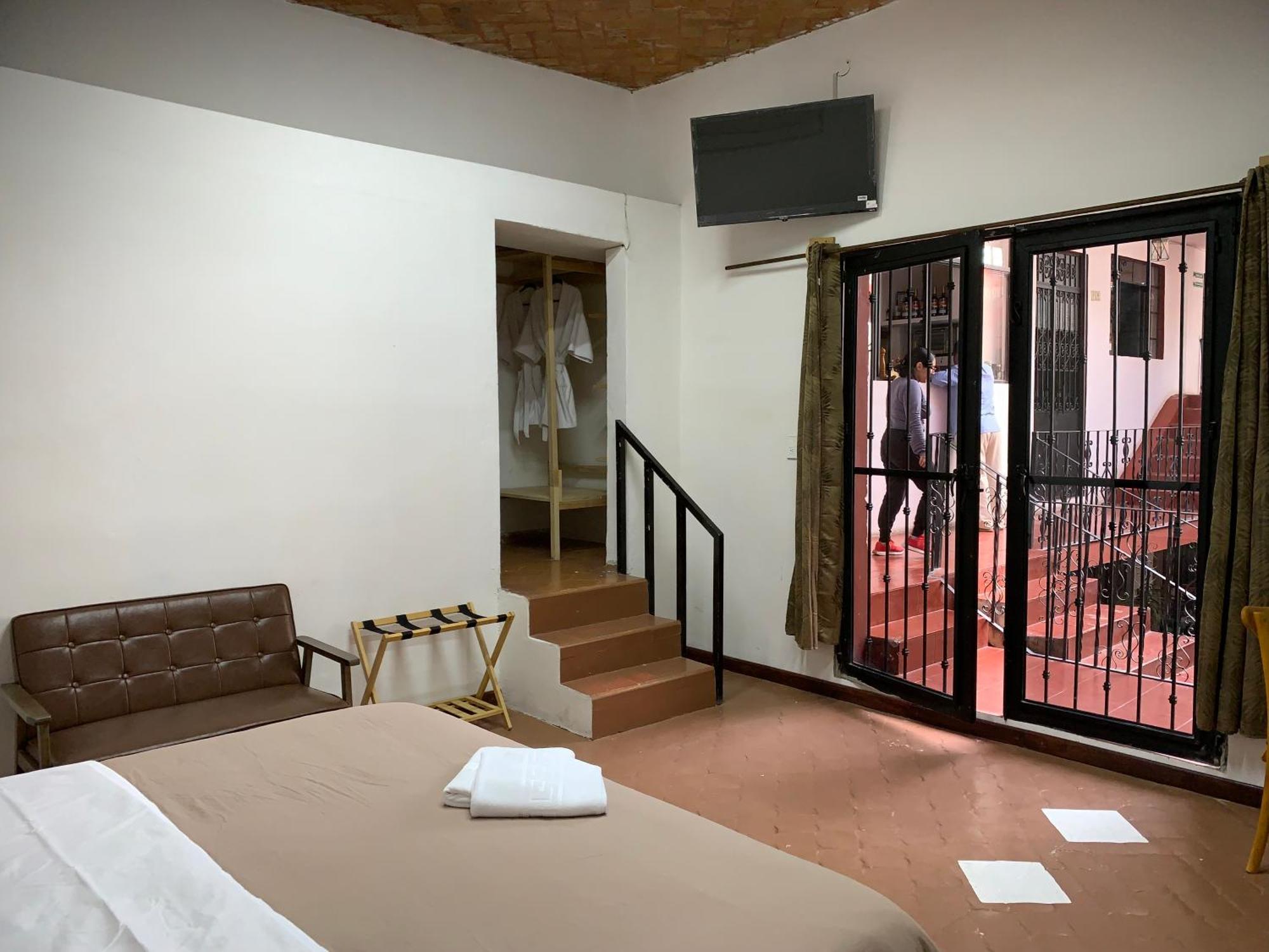 Aparthotel Sarita Centro Historico Sma ซานมิเกล เด อาเญนเด ภายนอก รูปภาพ